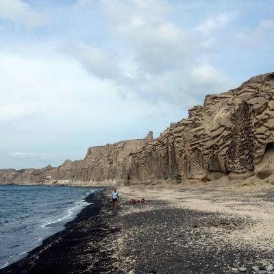 Vlichada Strand mit Felswand